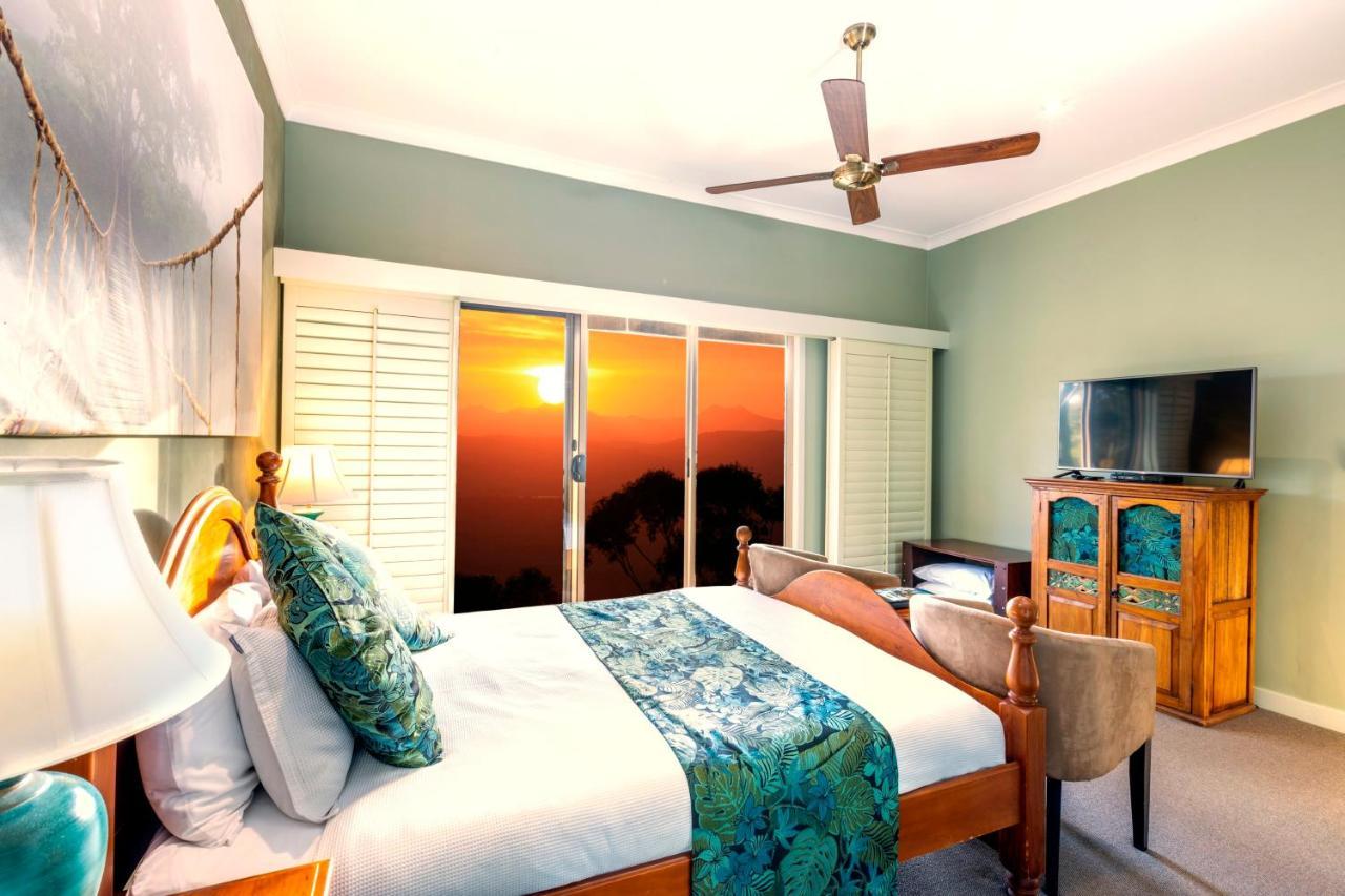 Avocado Sunset Bed & Breakfast Маунт Тамборин Екстериор снимка